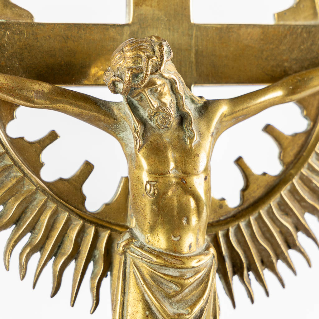 A crucifix with Corpus Christi, bronze, Gothic Revival. (W:26,5 x H:54 cm)
