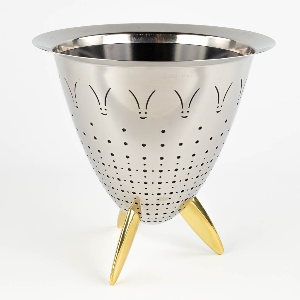 Philippe STARCK (1949) 'Max Le Chinois' For Alessi, a colander (H:30 x D:30 cm)