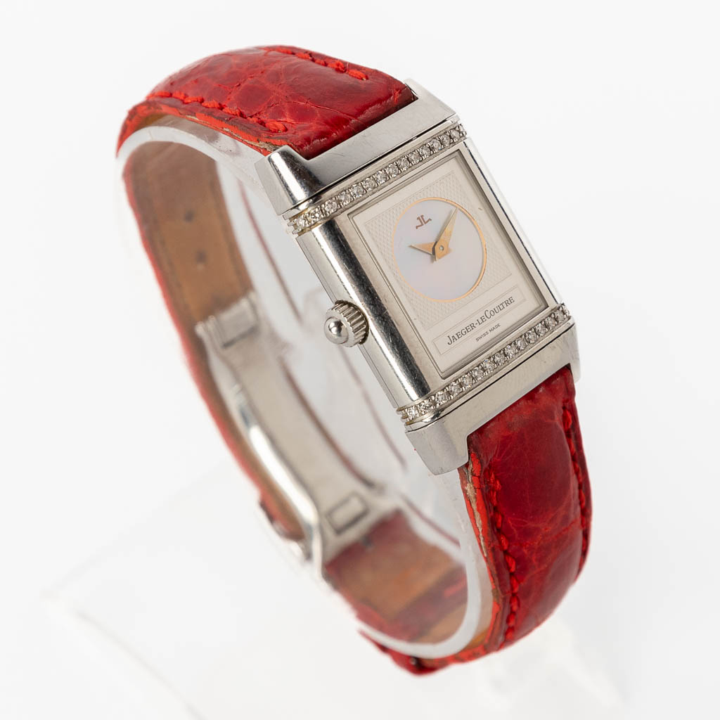 Jaeger Le Coultre, Reverso Duetto a womans wristwatch with 2 dials. 266.8.11 (W:2 x H:2,8 cm)