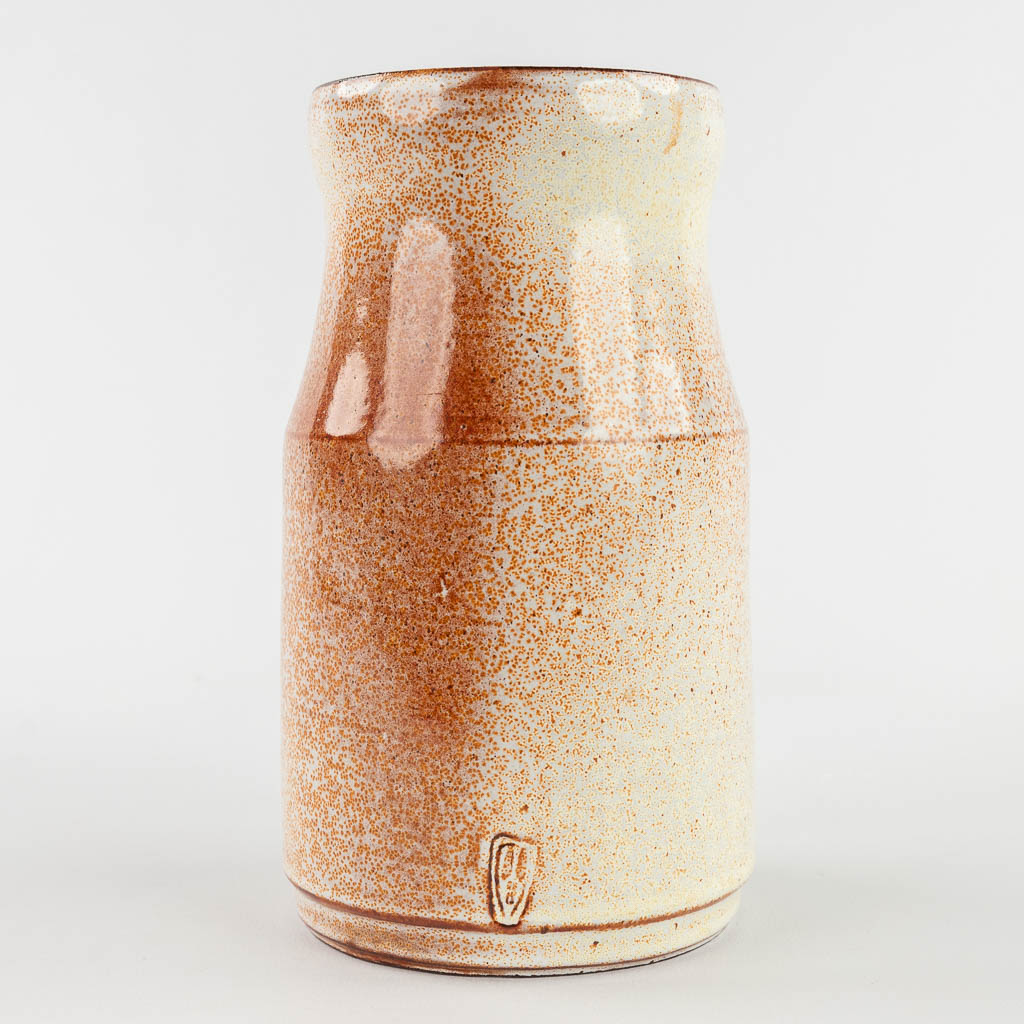 Rogier VANDEWEGHE (1923-2020) 'Vase' glazed ceramics, for Amphora. (H:17,5 x D:10 cm)