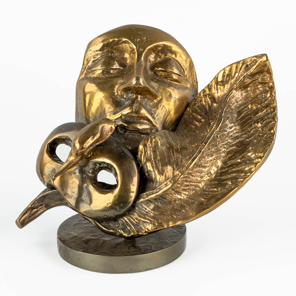 Yves LOHE (1947) 'Venetian Mask' patinated bronze. (L:17 x W:22 x H:16,5 cm)