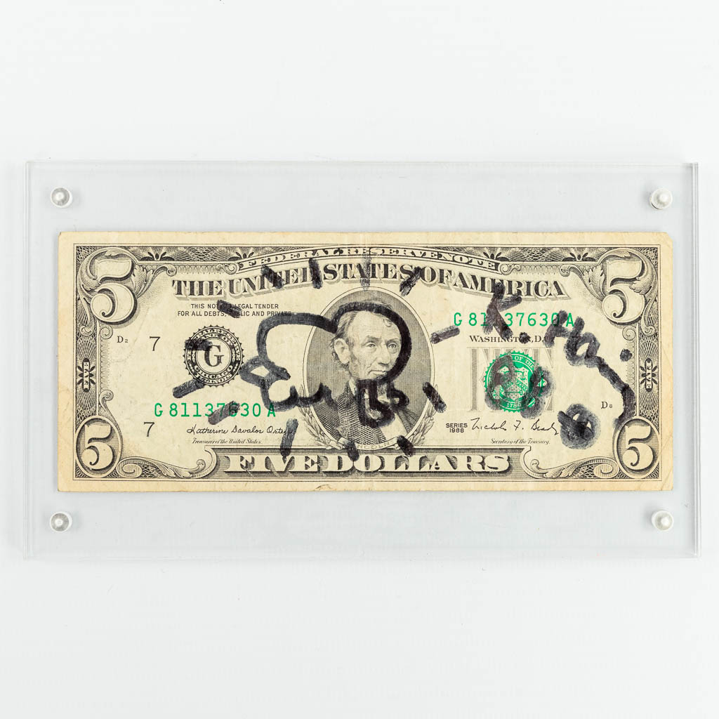 Keith HARING (1958-1990) Gesigneerd 'Five dollar' biljet (1988) (15,5 x 6,6 cm)