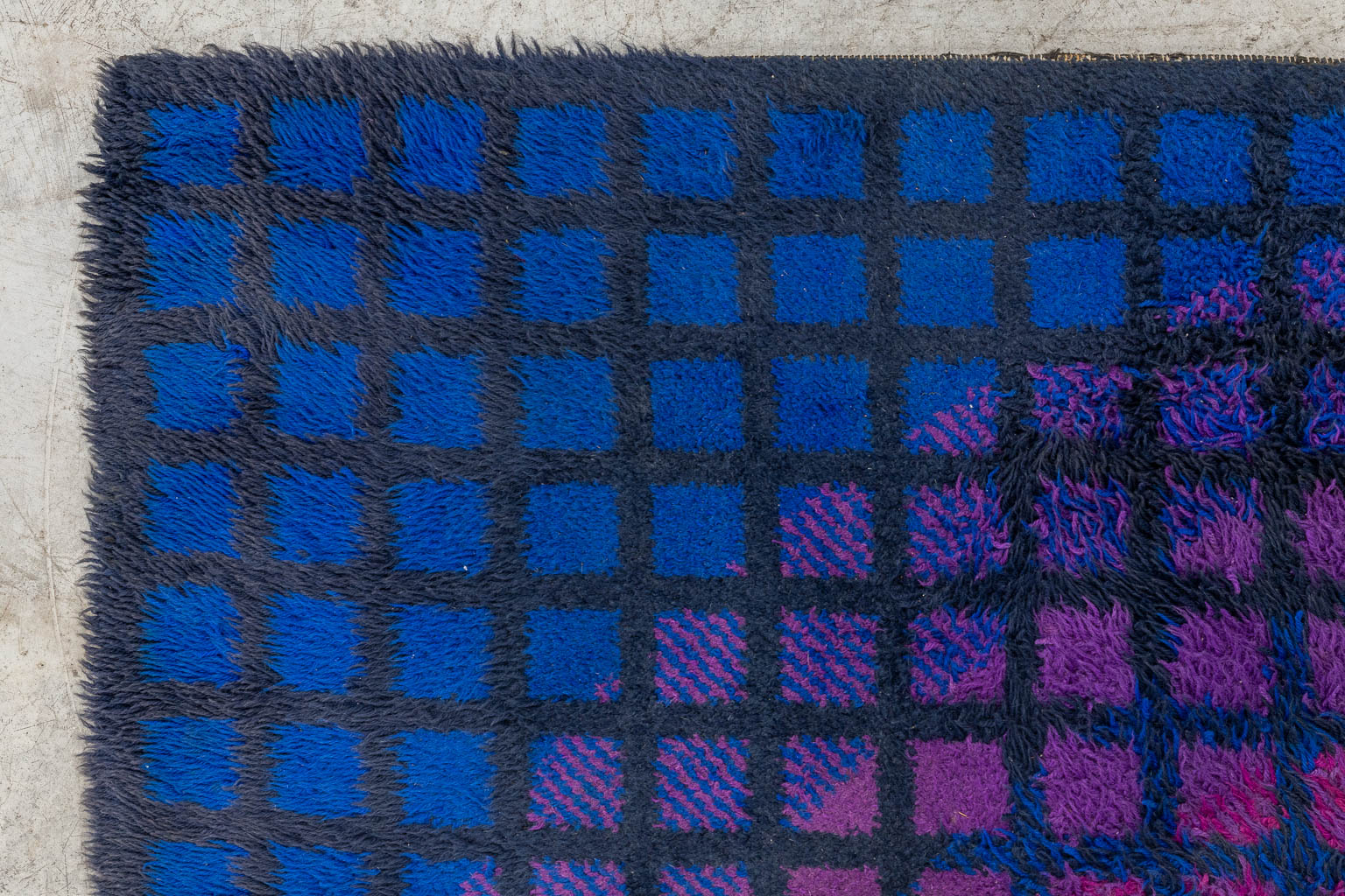 Verner PANTON (1926-1998)(attr.) 'Finlandia carpet' Circa 1970. (D:225 x W:225 cm)