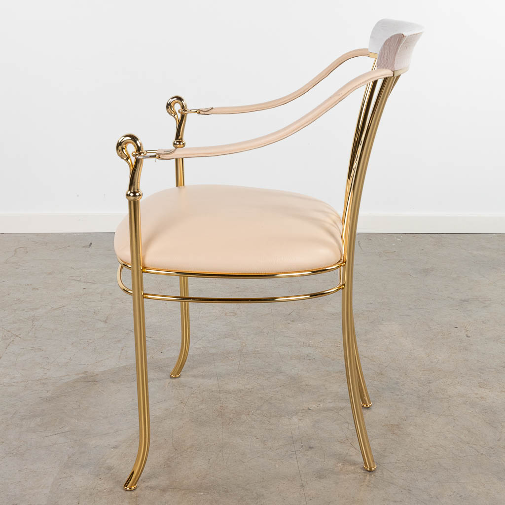 Vidal GRAU (XX) 'Tafel en 6 stoelen' gemaakt in Hollywood Regencystijl (H:76cm)