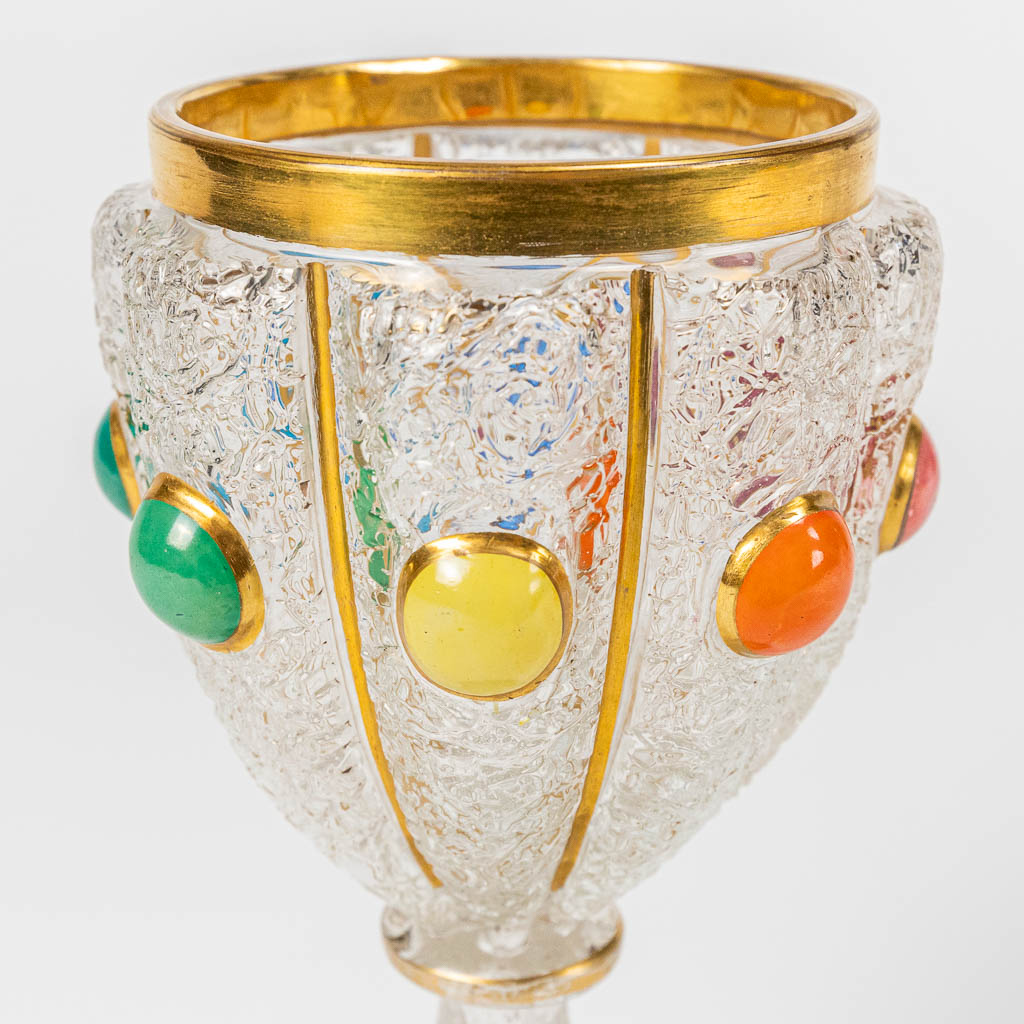 An exceptional set of goblets and glassware, Bohemia, end of the 19th/early 20th C. (18,5 x 9cm)
