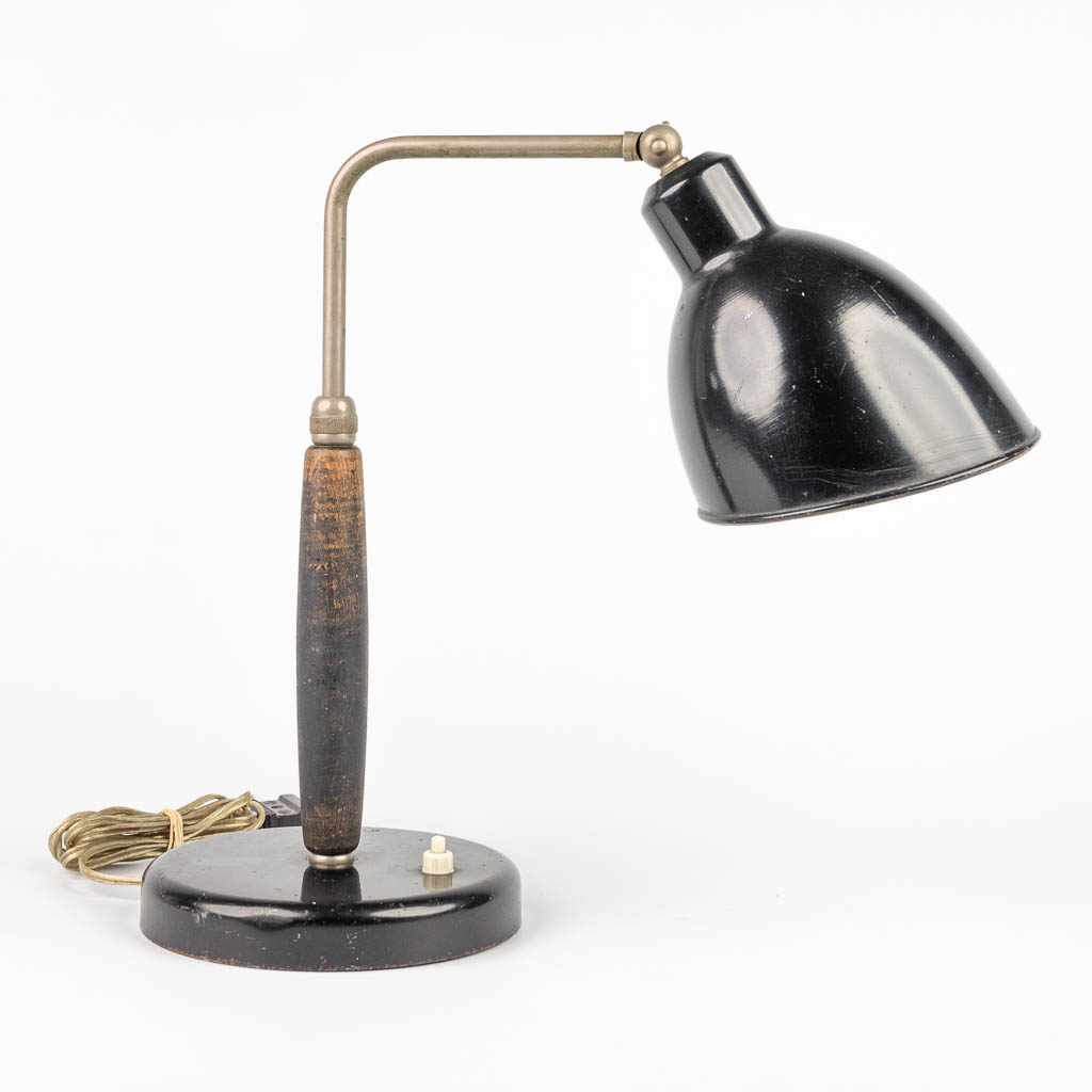 A table lamp made of wood and metal around 1930-1940. (H:33cm)