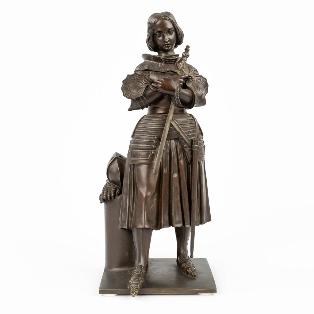 Marie D'ORLÉANS (1865-1909)(Naar) 'Jeanne d'Arc' gepatineerd brons. 20ste eeuw.  (L:10,5 x W:13 x H:32 cm)