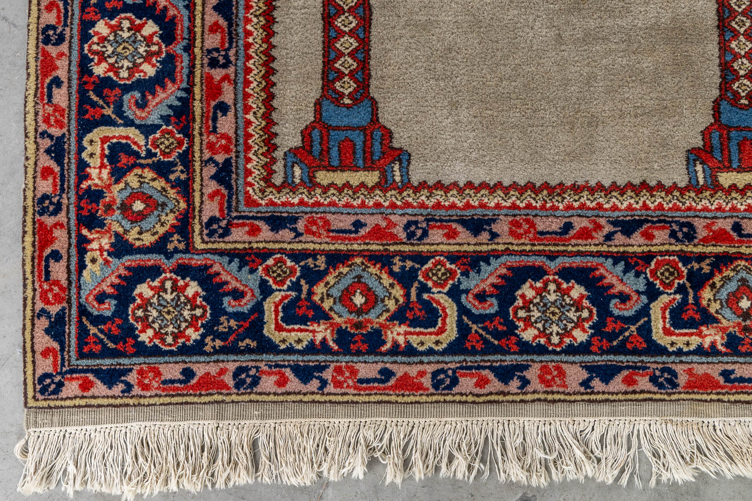 Een Oosters handgeknoopt tapijt, Kayseri. (L:180 x W:128 cm)