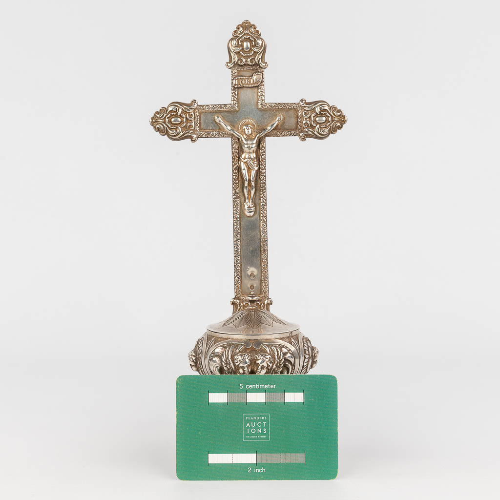 A crucifix made of silver, France, 19th century. 