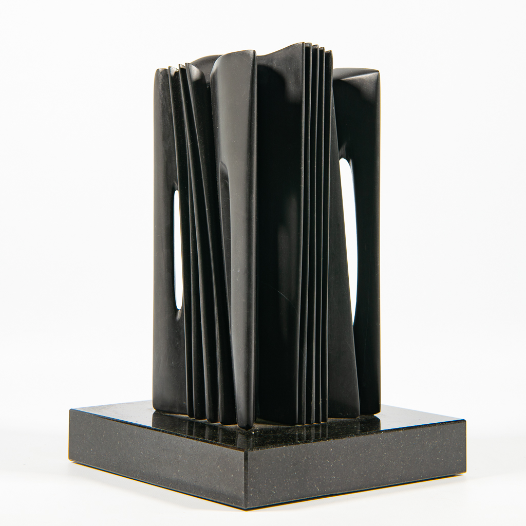  Pablo Atchugarry (1954) 'The Book' - Abstract Sculptur