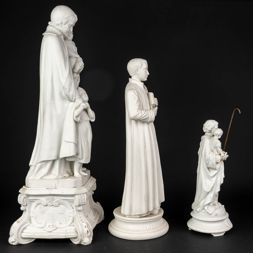 A collection of 5 statues of holy figurines made of white bisque porcelain. (H:57cm)