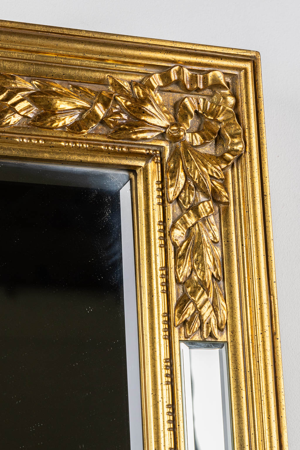 Deknudt, two large rectangular mirrors. Gilt wood. (W:128 x H:90 cm)