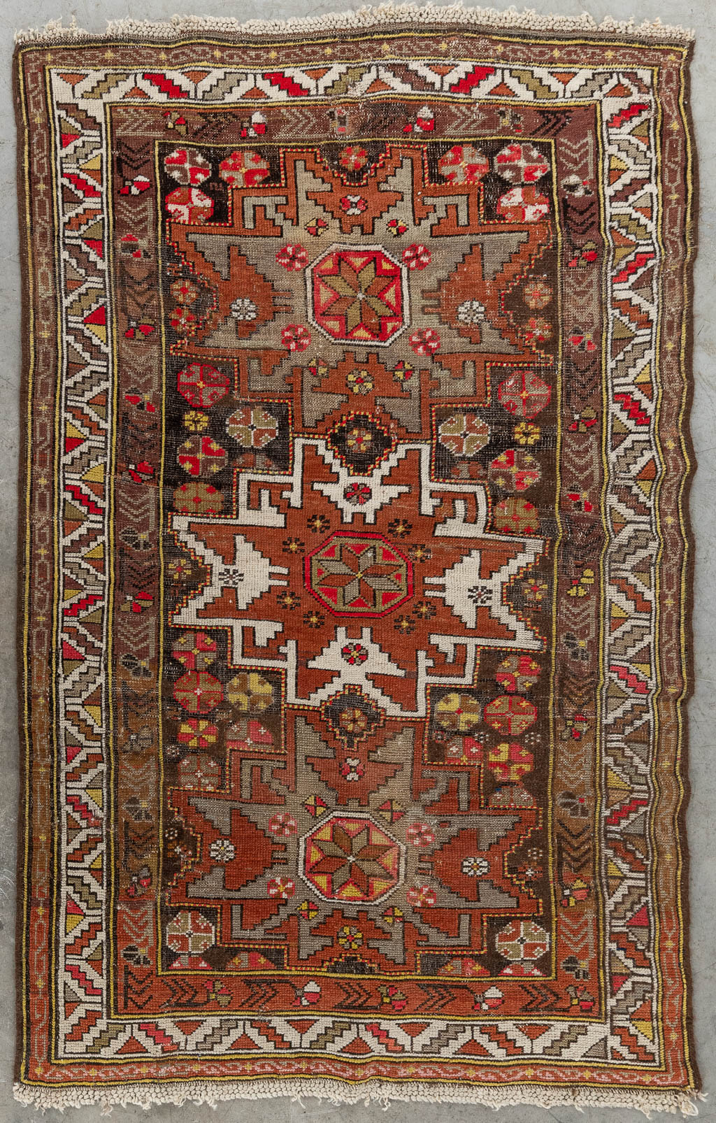 An Oriental hand-made kelim, Caucasian, Lesghi Star. (D:165 x W:104 cm)