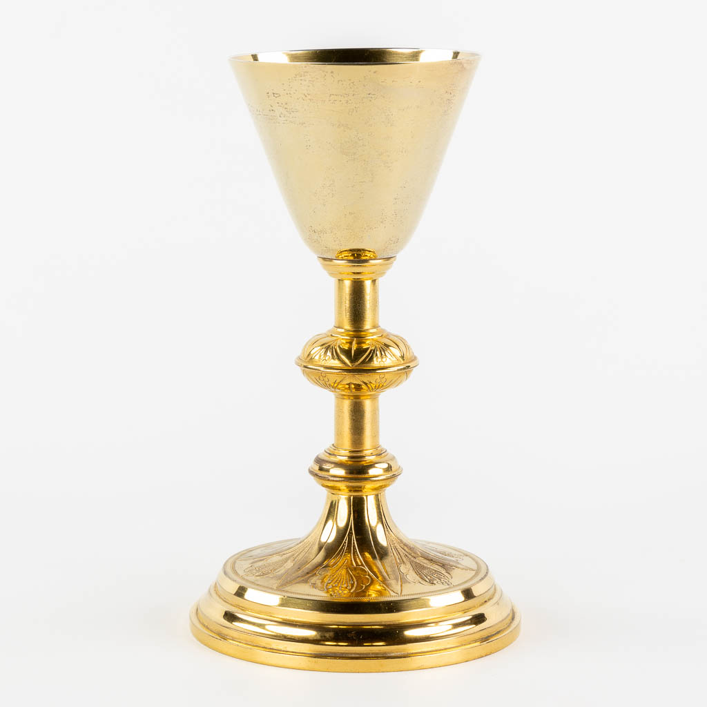  Billaux Grossé, Bruxelles, a gilt brass chalice. Gothic Revival.