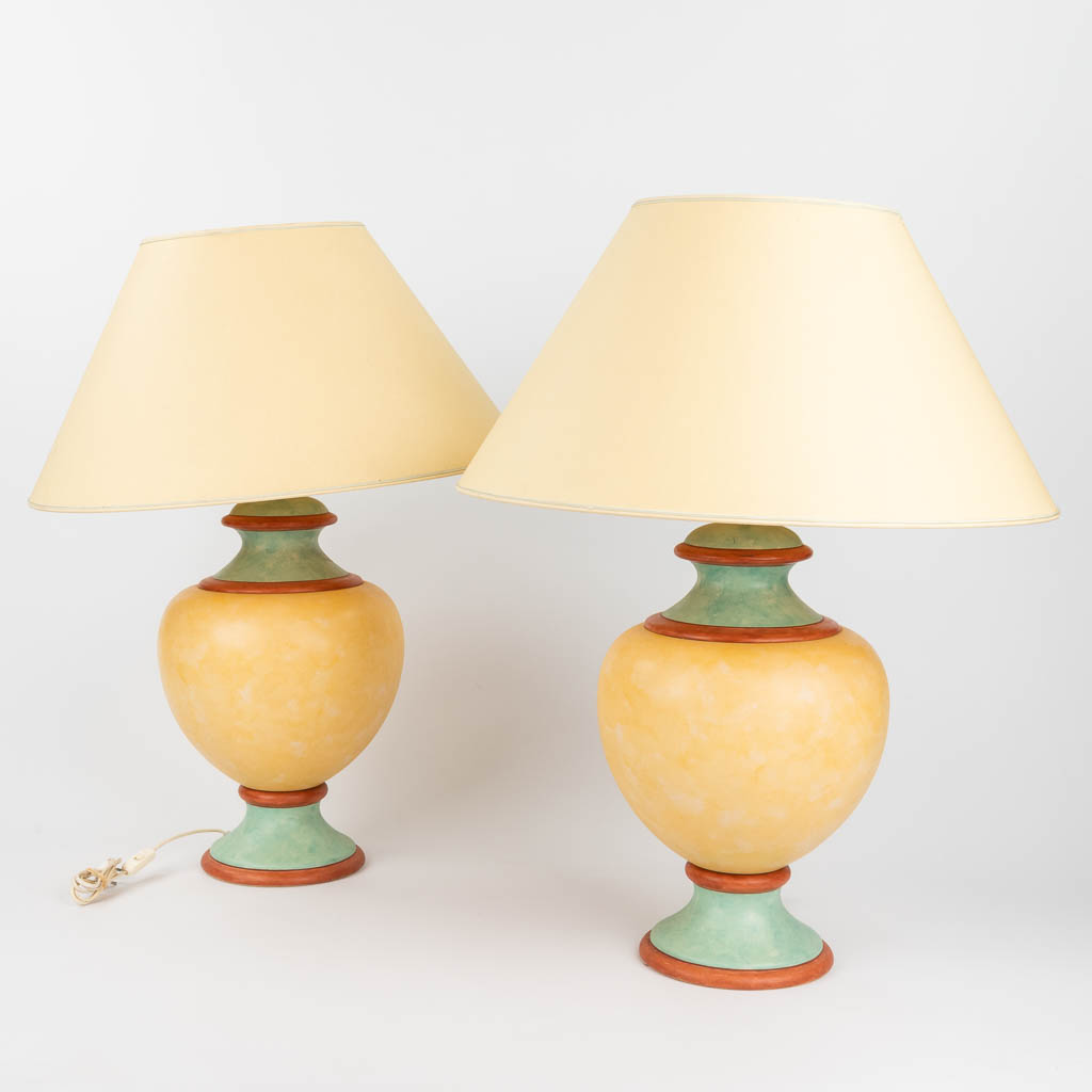 A pair of large table lamps, patinated ceramics. Circa 1980. (H:57 x D:30 cm)