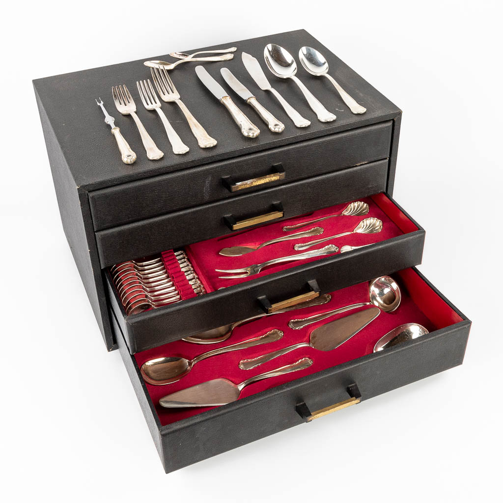  A 148-piece silver cutlery set in a chest, made in Germany.