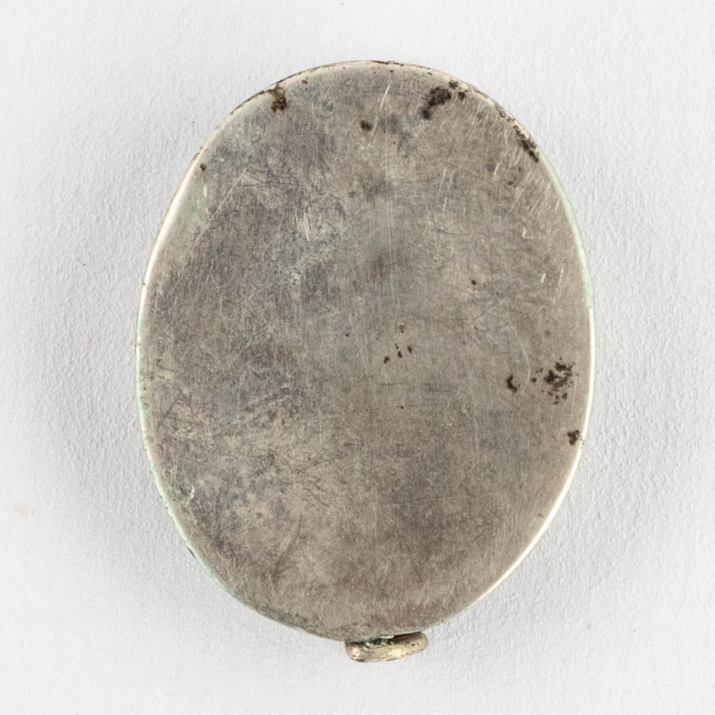 A sealed theca with a relic: Ex Ossibus Sancti Ladislaï Regis