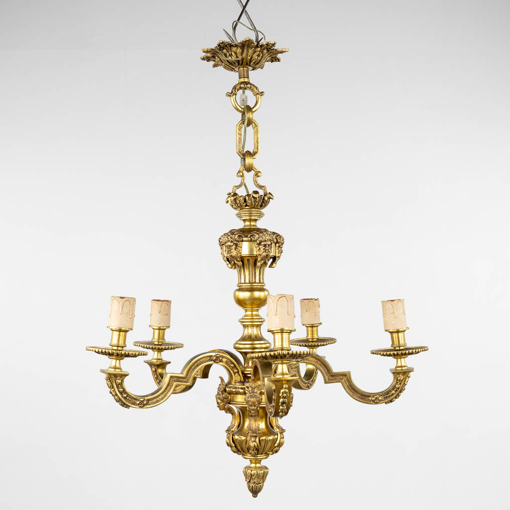 A large bronze Mazarin chandelier, decorated with ladies. 20th C. (H:66 x D:66 cm)