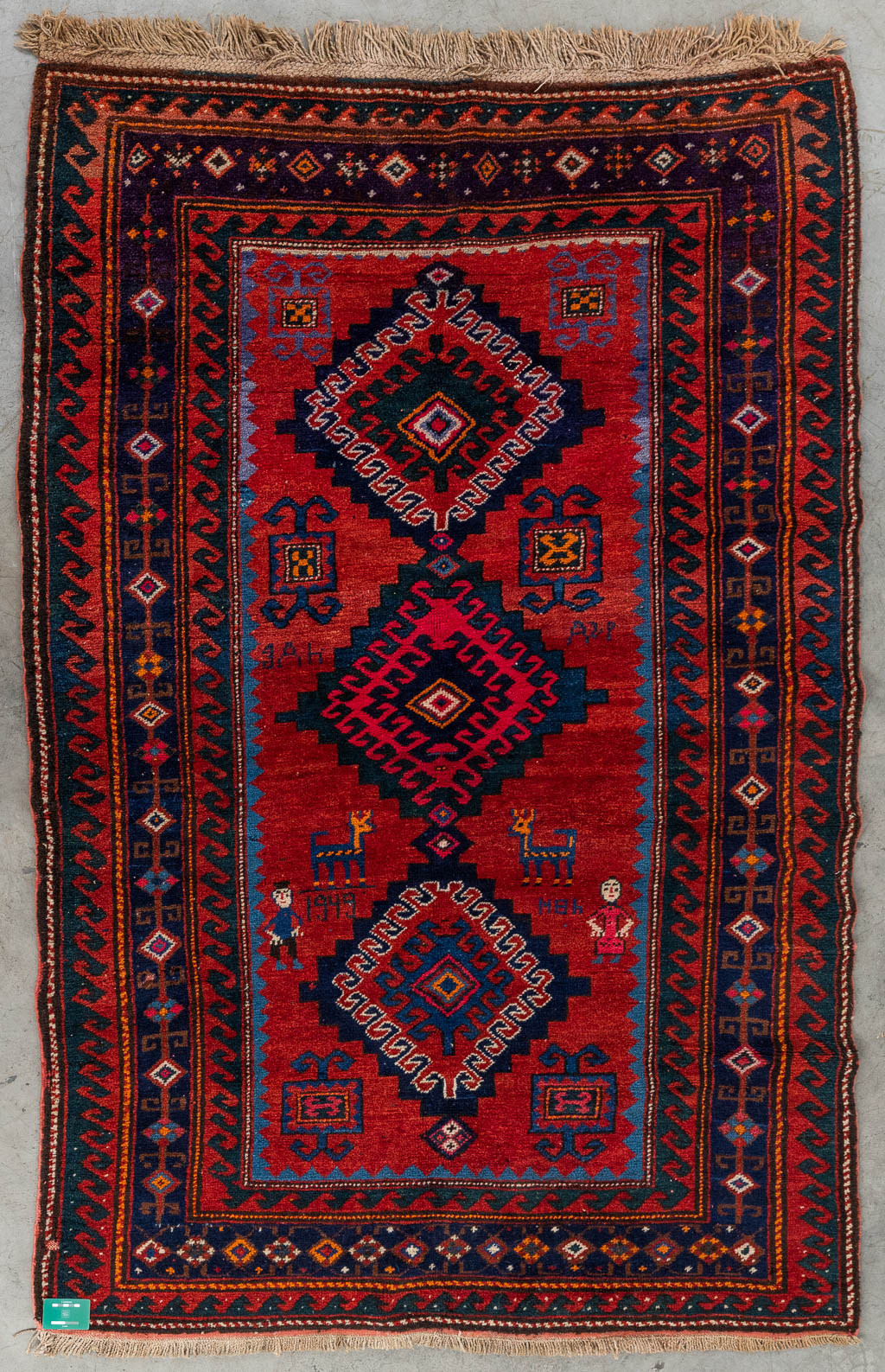 Een Oosters handgeknoopt tapijt, Kazak. (D:230 x W:150 cm)
