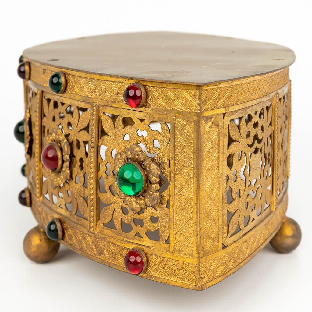 A neogothic base made of brass and decorated with cloisonné enamel and cabochons. (H:11cm)