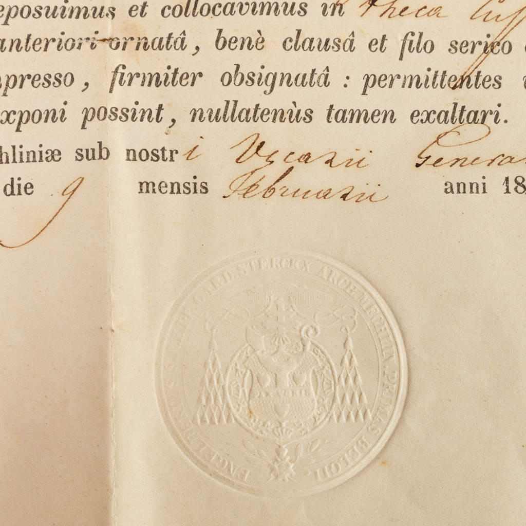 A theca with a relic: Nemphi Partem Clavicula Beati Alberti Magni, Ratisbonensis episcopi