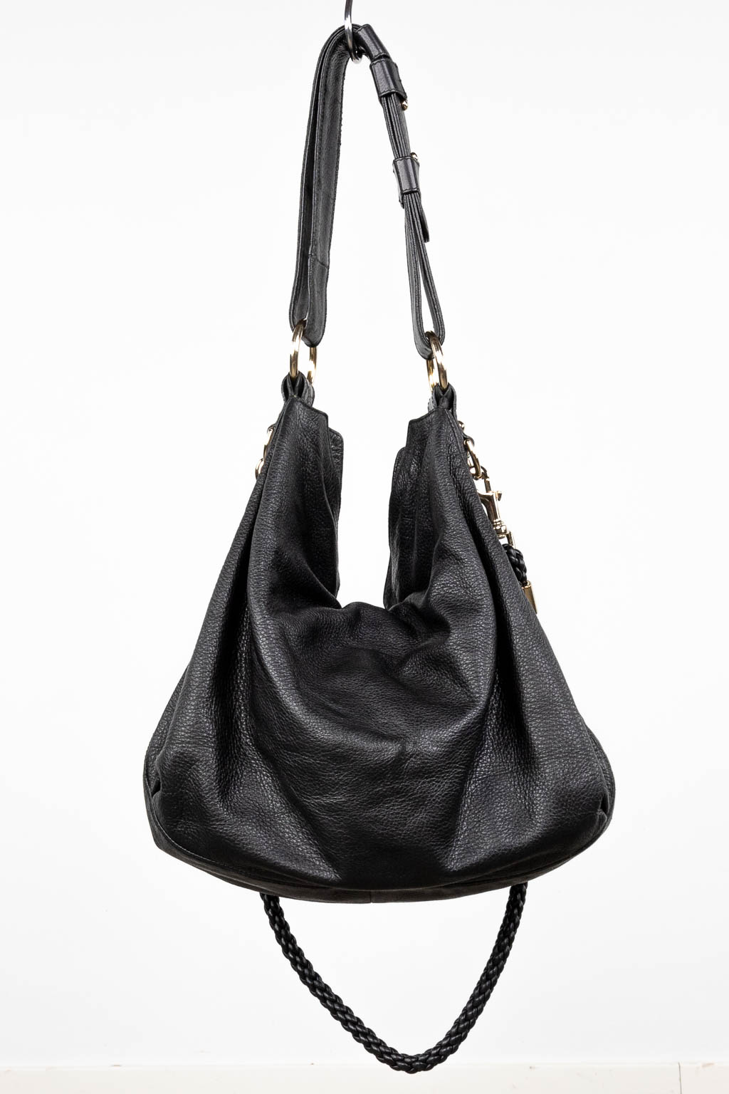 Gucci, een handtas gemaakt uit zwart leder, met originele draagriem. (W:40 x H:35 cm)