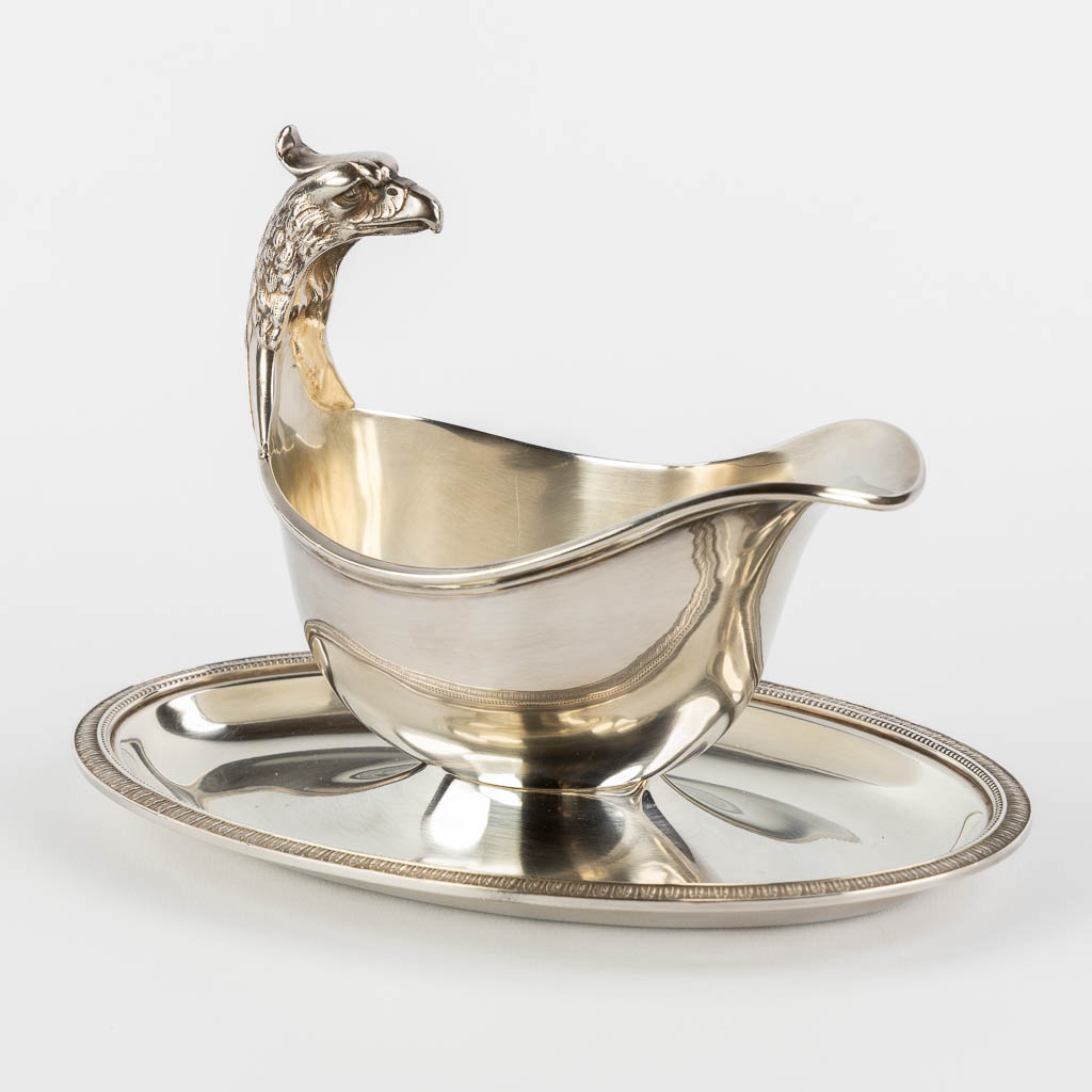 Christofle France 'Malmaison', a saucer with an eagle head. Silver-plated metal. (L:14 x W:22,5 x H:15 cm)