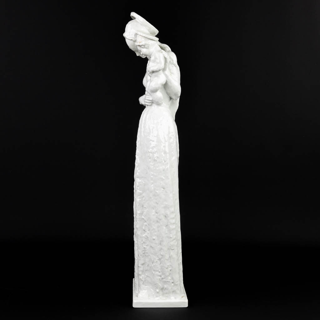 A large porcelain figurine of Madonna with Child marked Rosenthal and made in Germany. (H:71cm)
