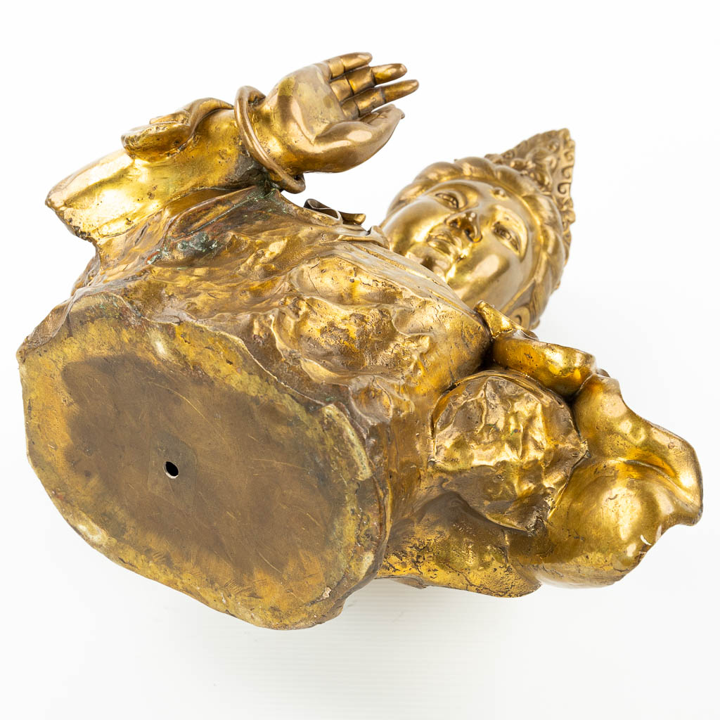 A figurine of Guanyin made of bronze. (H:43cm)