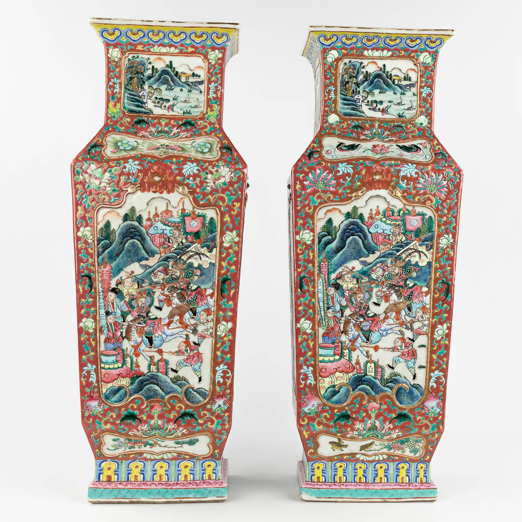A pair of rectangular Chinese vases, decorated with an emperor decor, fauna and flora. 19th century. (L: 16,5 x W: 21 x H: 58 cm