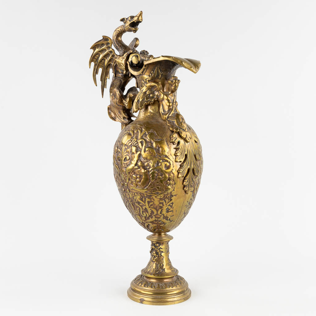 A large pitcher decorated with a dragon, bronze, 20th C. (D:18 x W:23 x H:57 cm)