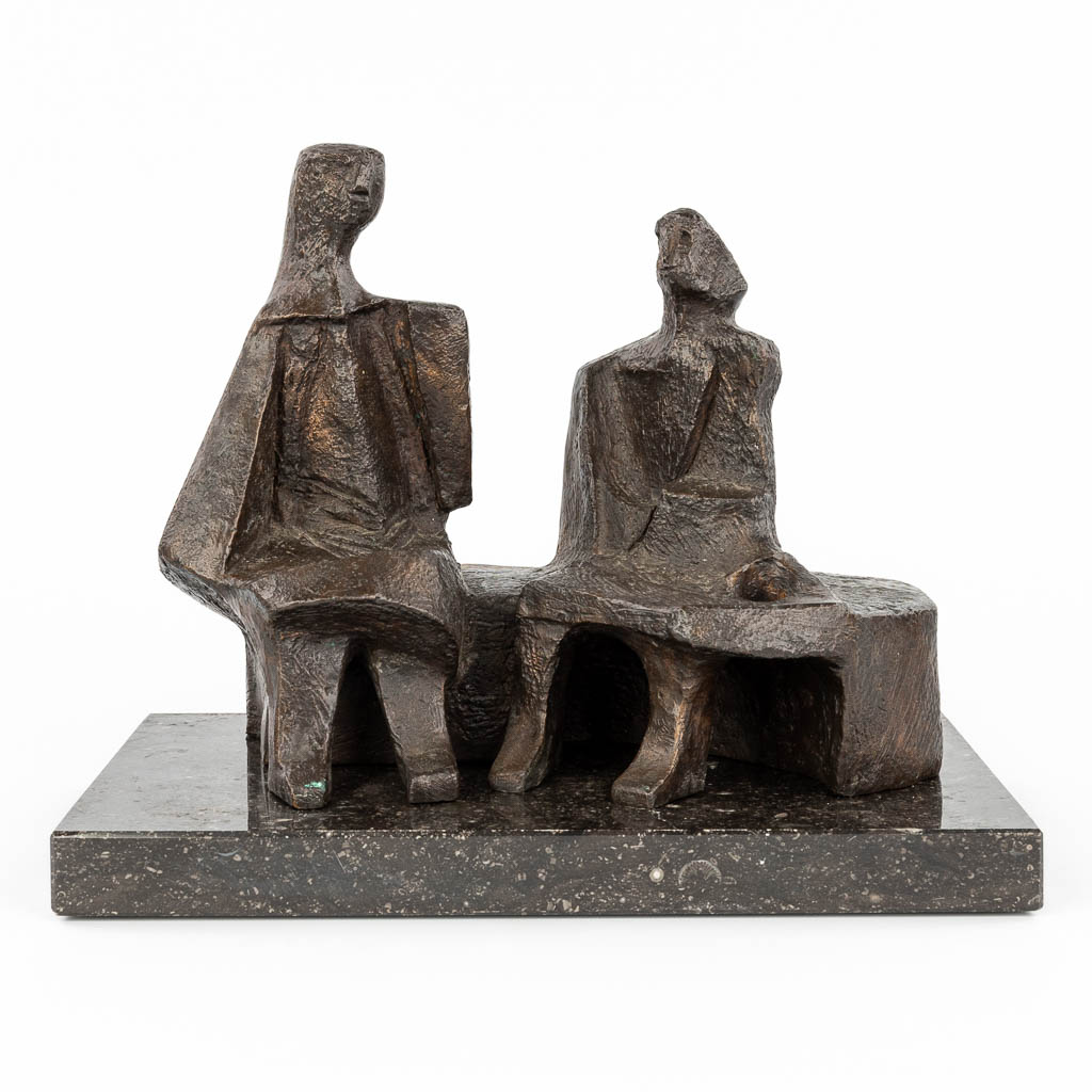 Paul DE BRUYNE (1936-2007) 'Het Bankje' een beeld gemaakt uit brons. (H:27,5cm)