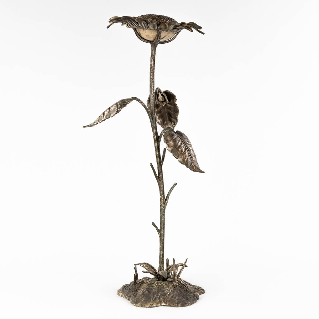 S. Agudo (XX) 'Sunflower' an ashtray. (D:20 x W:20 x H:60 cm)