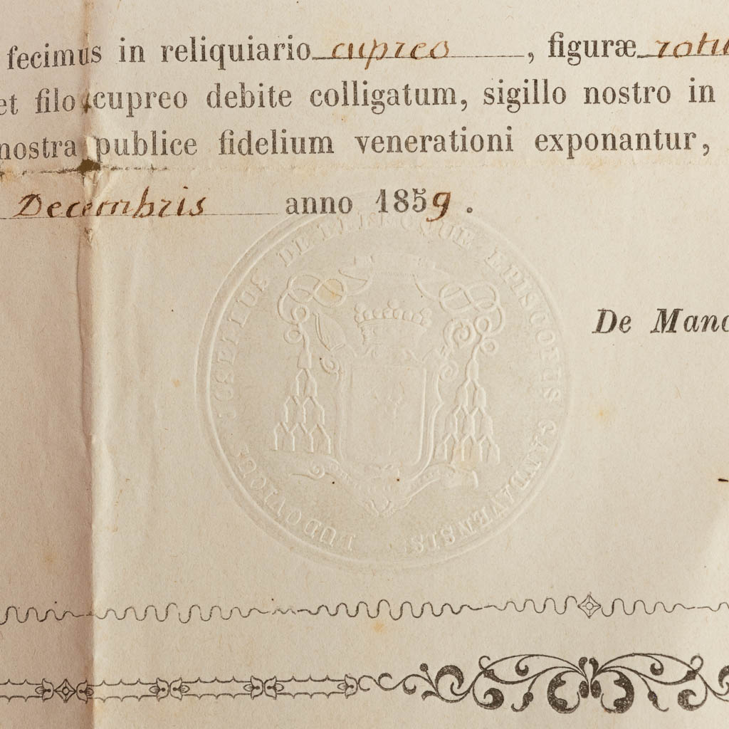 A sealed theca with a relic: Ex Ossibus Sanctorum Innocentium Primitarum Martyrum