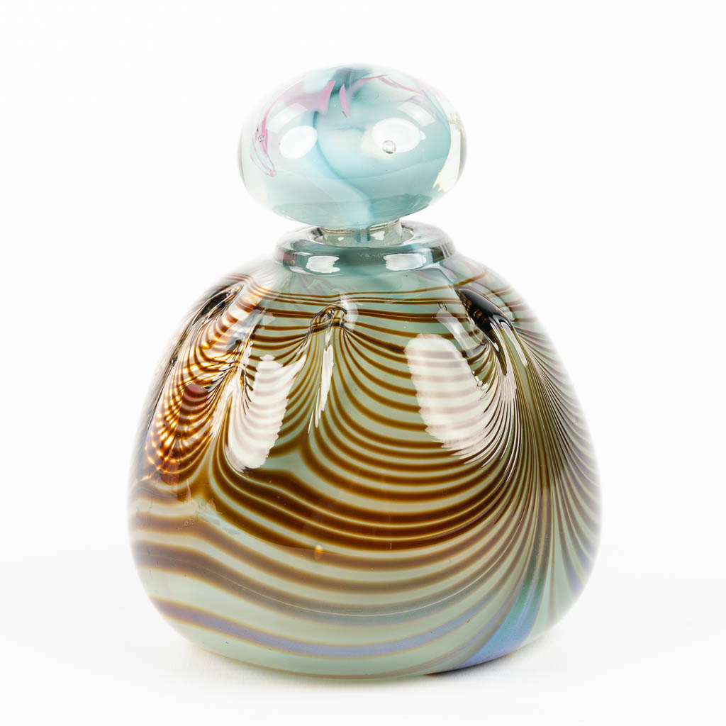 Nicolas MORIN (1959) 'Vase with stopper', marked on the base. (H:12,5cm)