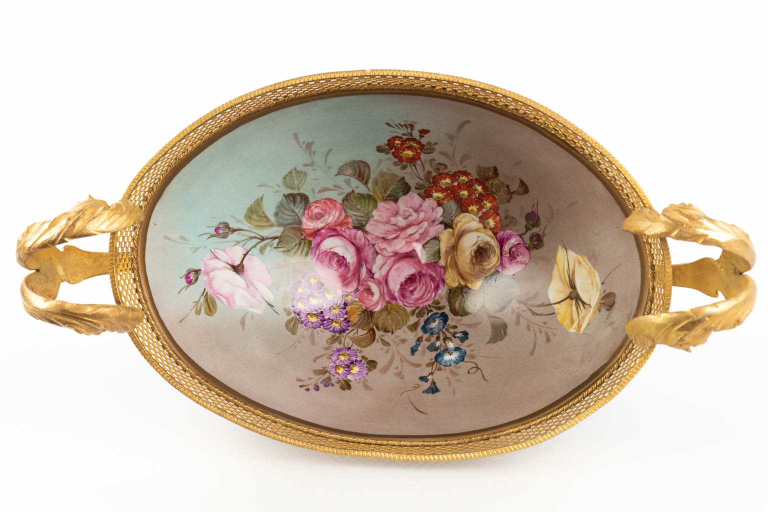 Sèvres, a bowl on a stand, mounted with bronze and hand-painted flower decor. 20th C. (D:24 x W:44 x H:38 cm)