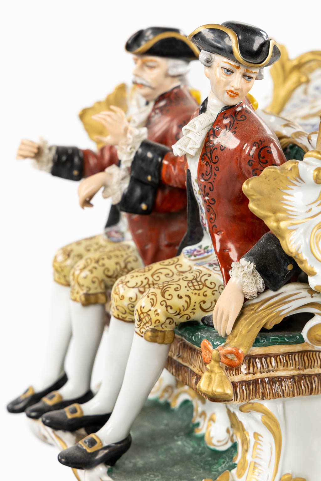 Capodimonte, an exceptionally large horse-drawn carriage, polychrome porcelain. (L:90 x W:40 x H:54 cm)