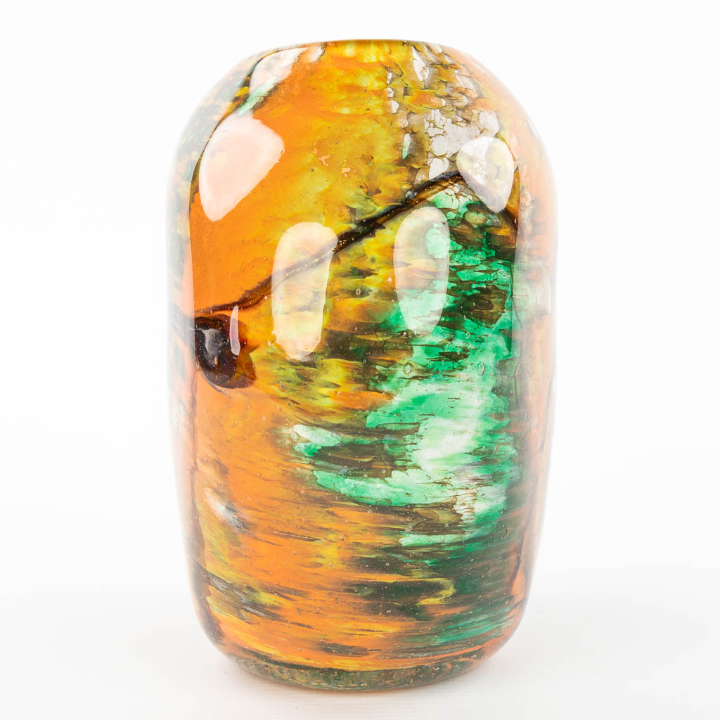 Georges CASTELLINO (XX) een vaas gemaakt uit kristalglas (H:18cm)