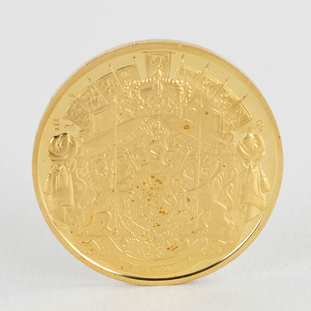 A gold coin 