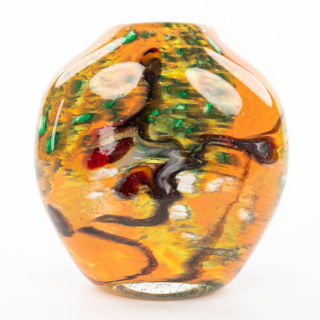 Georges CASTELLINO (XX) een vaas gemaakt uit kristalglas (H:18cm)