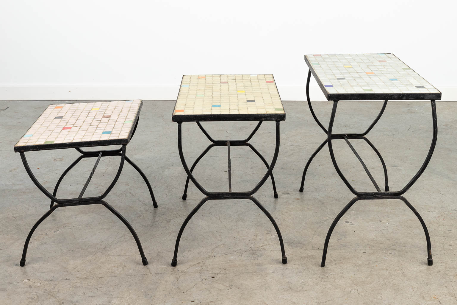 A collection of 3 mid-century side tables with inlaid stones. (H:43cm)