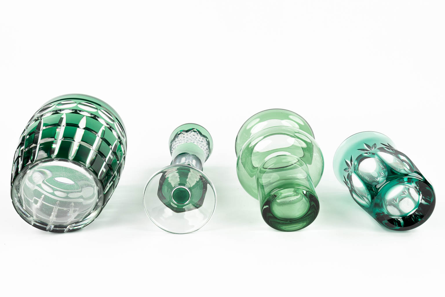 A collection of 5 pieces of art glass, of which 5 are marked Val Saint Lambert. (H:14cm)