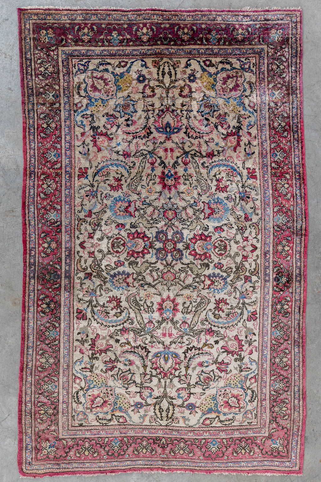 Lot 219 An Oriental hand-made carpet, Kashan, silk. (L:210 x W:135 cm)