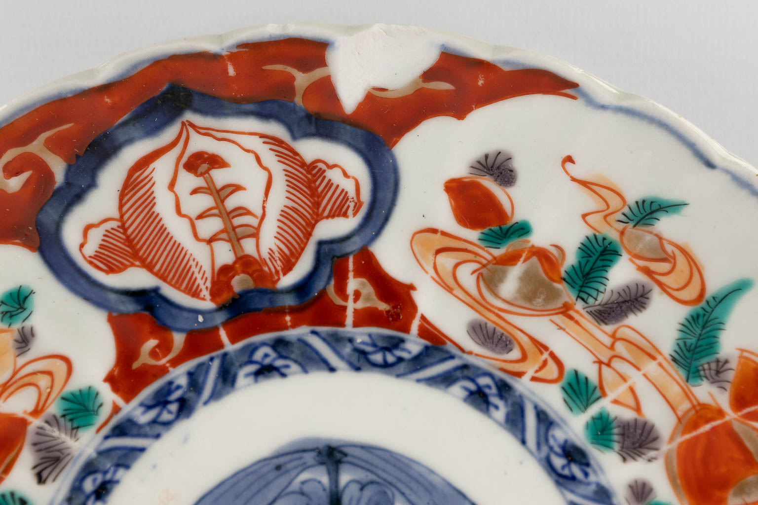 Eleven plates, Japanese Imari porcelain, 19th/20th C. (D:22 cm)