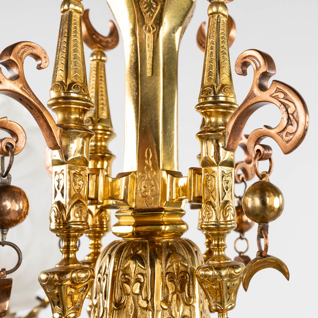 Luppens, een luchter gemaakt uit tweekleurig brons, gemerkt. Omgebouwde gasluchter, 19de eeuw. (H:90 x D:55 cm)
