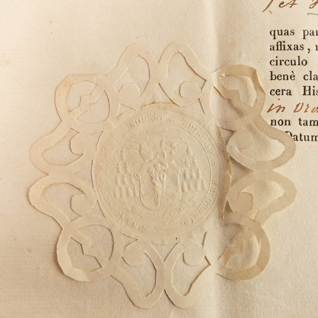 A sealed theca with a relic: Es Ossibus SS. Petri Archiepiscopi Tarantini et Remigii episcopi confessoris