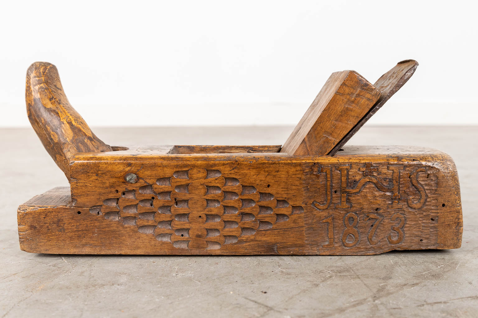 An antique collection of planers. 18th/19th C. (D:25 x W:34 x H:11 cm)