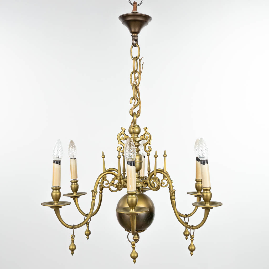 A chandelier in Flemish style and made of bronze by Brondel in Bruges. (H:47cm)