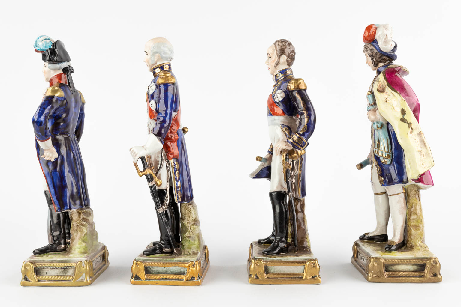 Napoleon Bonaparte and 9 Generals, Polychrome porcelain, 20th C (D:7 x W:9 x H:23 cm)