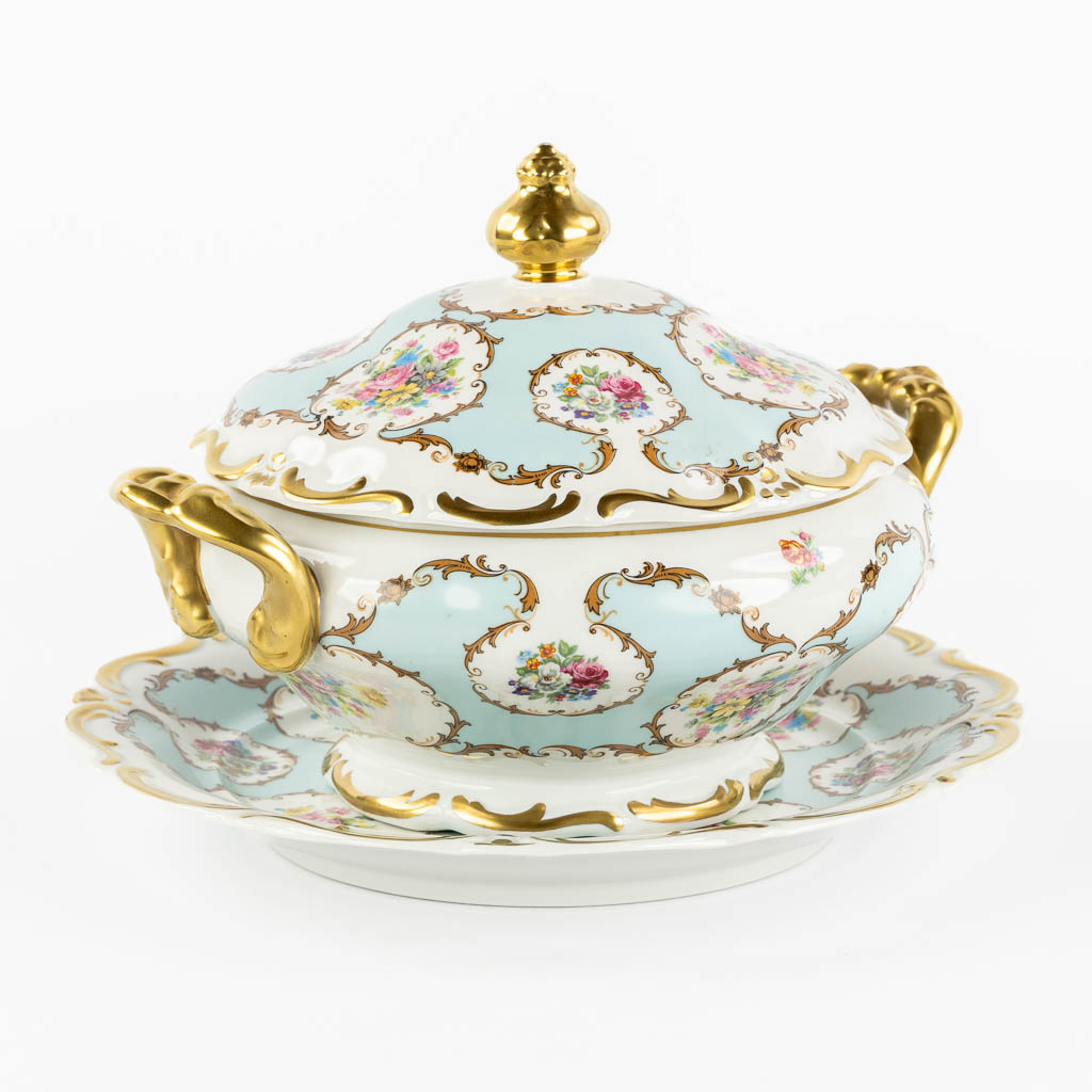 Limoges, a tureen on a large platter. Hand-painted flower decor. (D:31 cm)